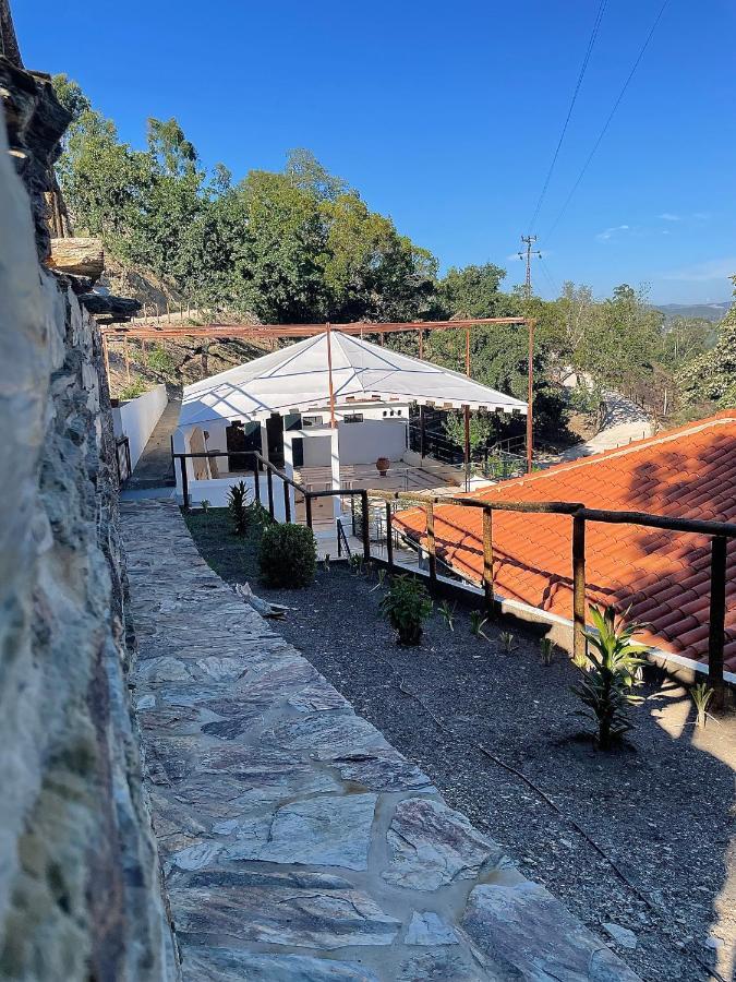 Villa Quinta Da Xistosa Foz do Sousa Exterior foto